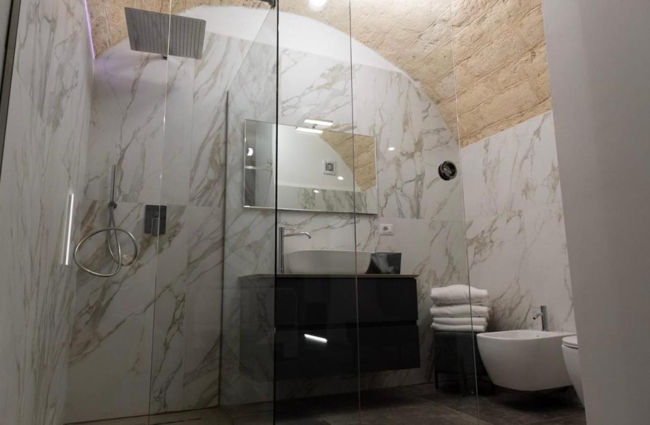 Hotel Daniel House à Bari Extérieur photo